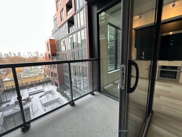 536 - 28 Eastern Ave