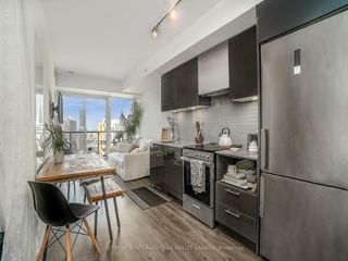 3206 - 251 Jarvis St