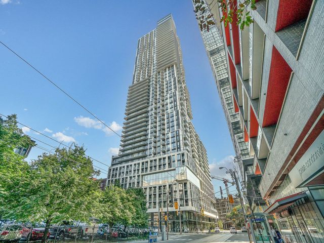 3206 - 251 Jarvis St