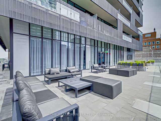508 - 8 Eglinton Ave E