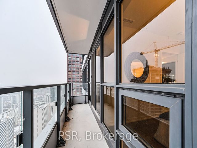 4409 - 395 Bloor St E