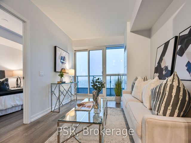 4409 - 395 Bloor St E