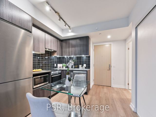 4409 - 395 Bloor St E