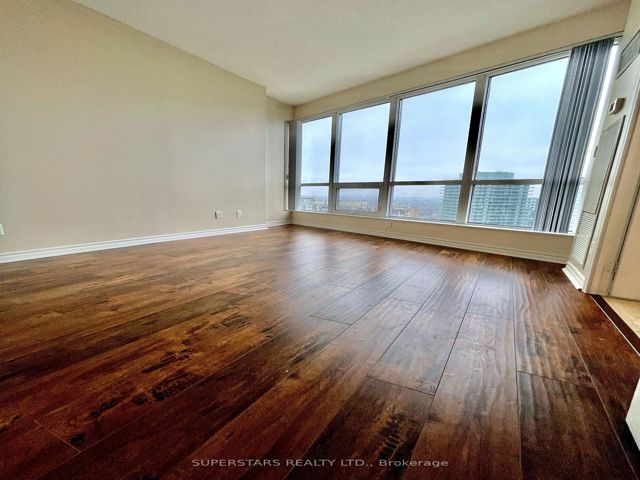 2010 - 18 Holmes Ave