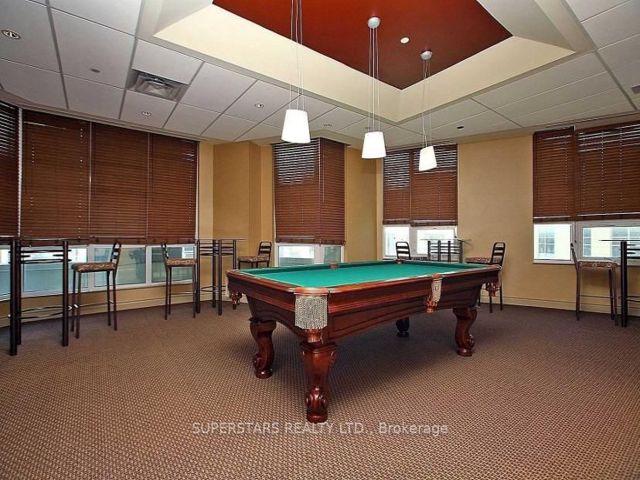 2010 - 18 Holmes Ave