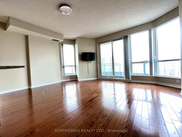 2010 - 18 Holmes Ave