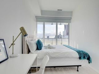 5206 - 197 Yonge St