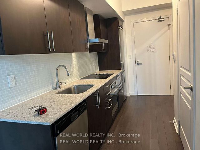 1509 - 352 Front St W