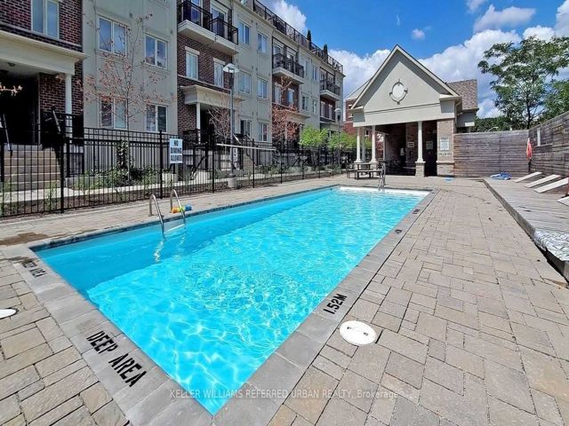 124 - 19 Coneflower Cres