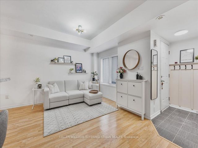 124 - 19 Coneflower Cres