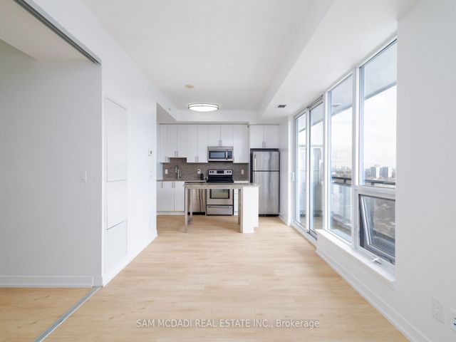 2412 - 225 Sackville St