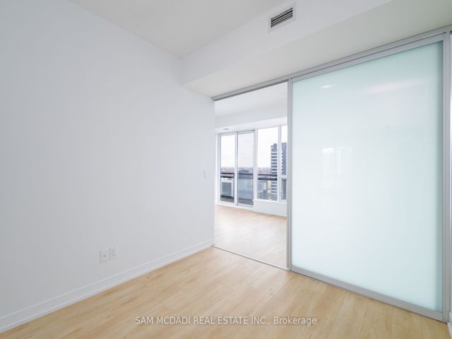 2412 - 225 Sackville St