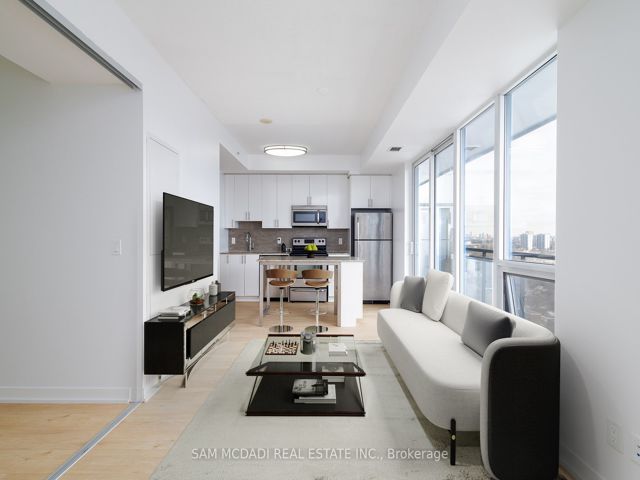 2412 - 225 Sackville St