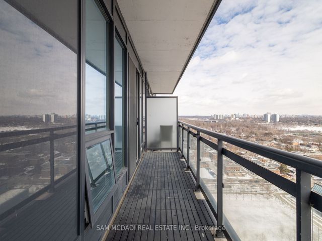 2412 - 225 Sackville St