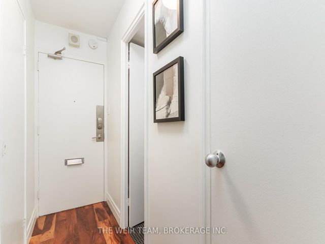 609 - 30 Gloucester St
