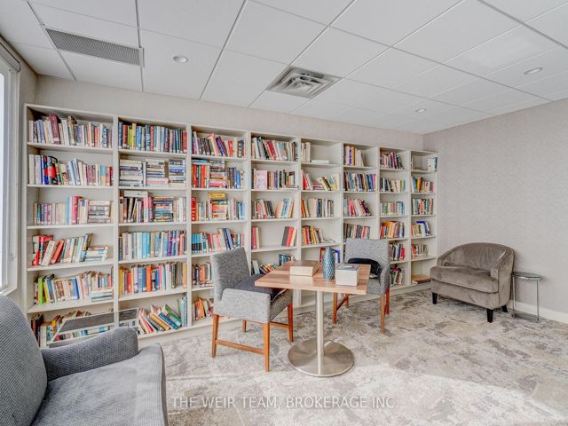 609 - 30 Gloucester St