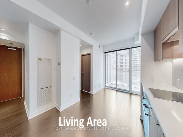1216 - 19 Bathurst St