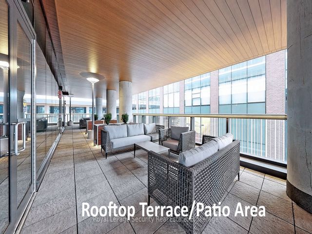 1216 - 19 Bathurst St