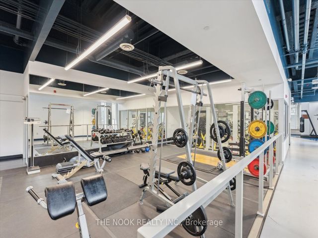 902 - 3 Navy Wharf Crt