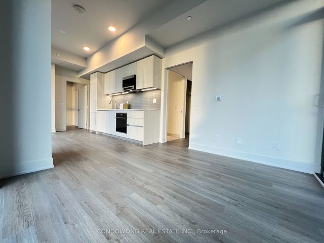 2703 - 8 Cumberland St