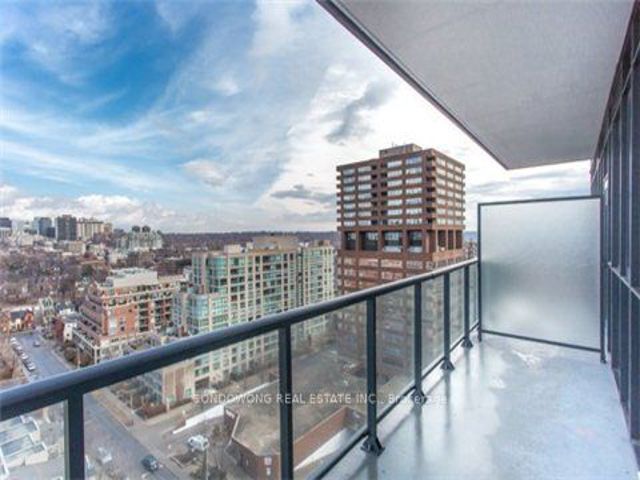1402 - 32 Davenport Rd