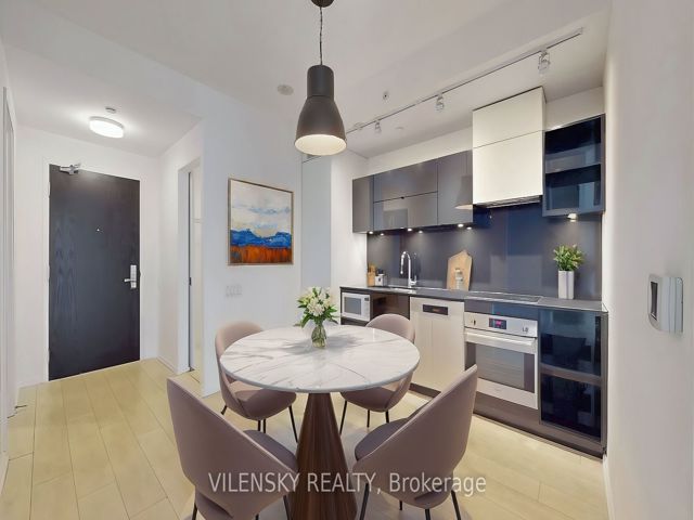 3311 - 125 Peter St