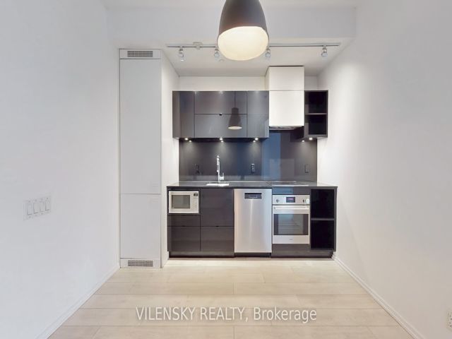 3311 - 125 Peter St
