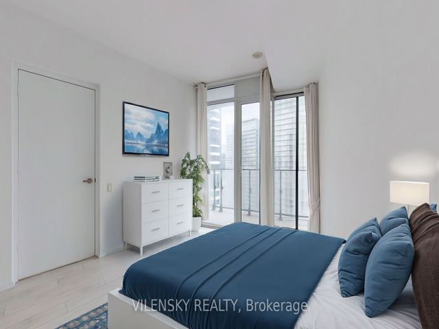 3311 - 125 Peter St