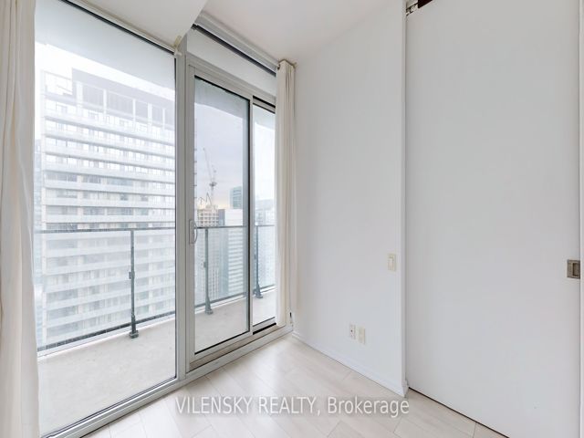 3311 - 125 Peter St