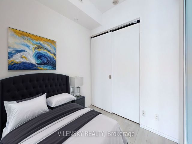 3311 - 125 Peter St
