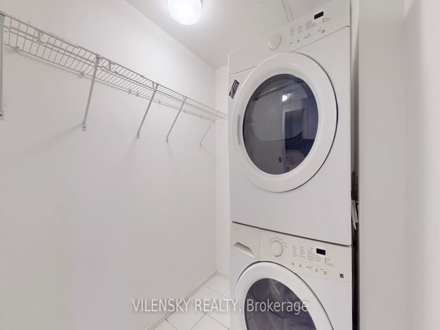 3311 - 125 Peter St