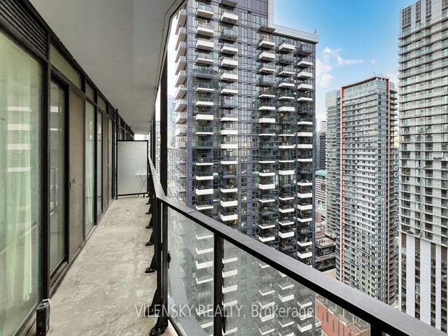 3311 - 125 Peter St