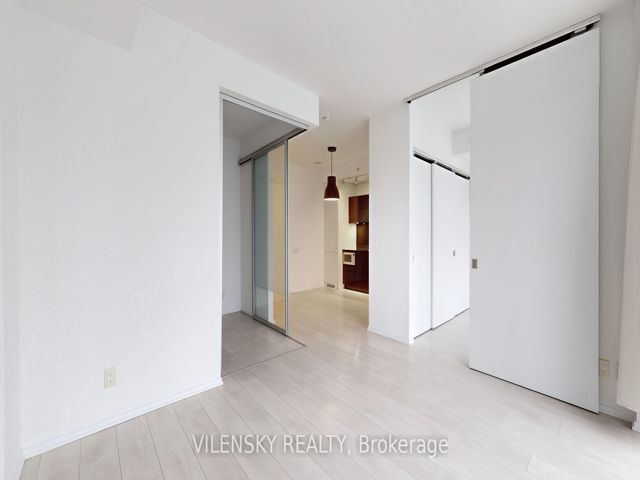 3311 - 125 Peter St