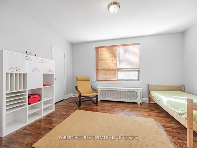 305 - 1840 Bathurst St