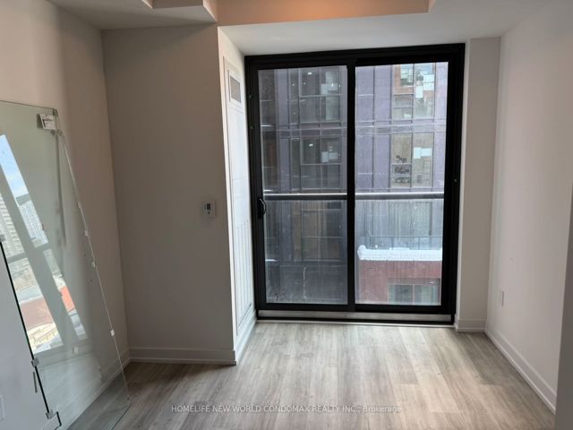 702 - 28 Eastern Ave