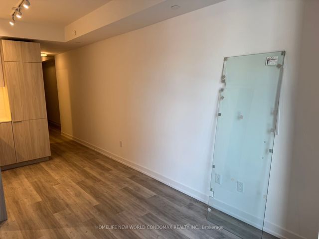 702 - 28 Eastern Ave