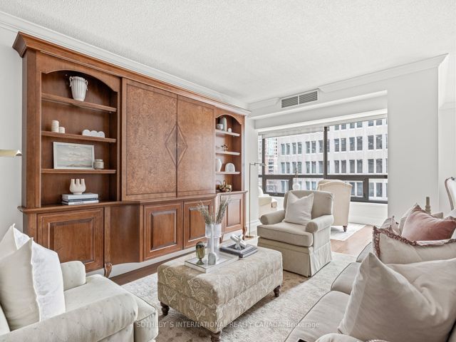 505 - 62 Wellesley St W