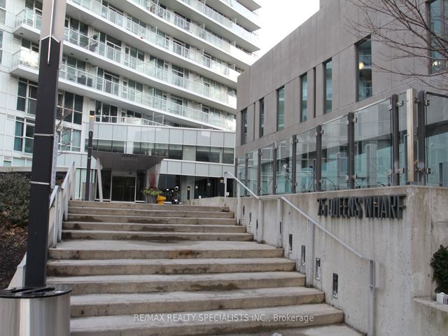 707 - 75 Queens Wharf Rd