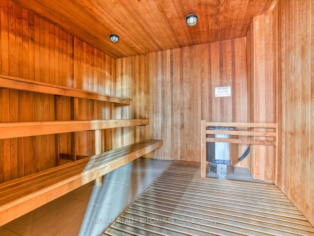 707 - 75 Queens Wharf Rd