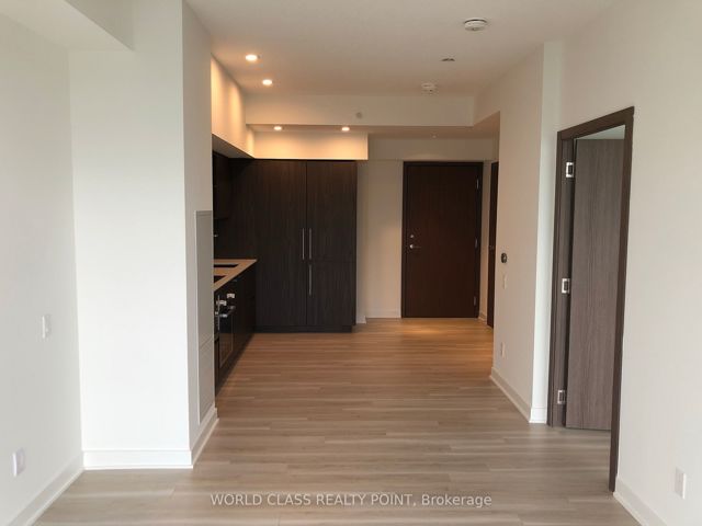 3308 - 17 Bathurst St