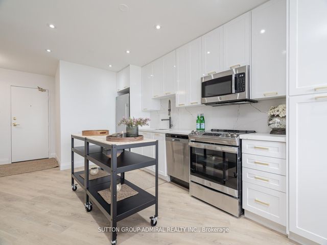 PH05 - 150 Neptune Dr