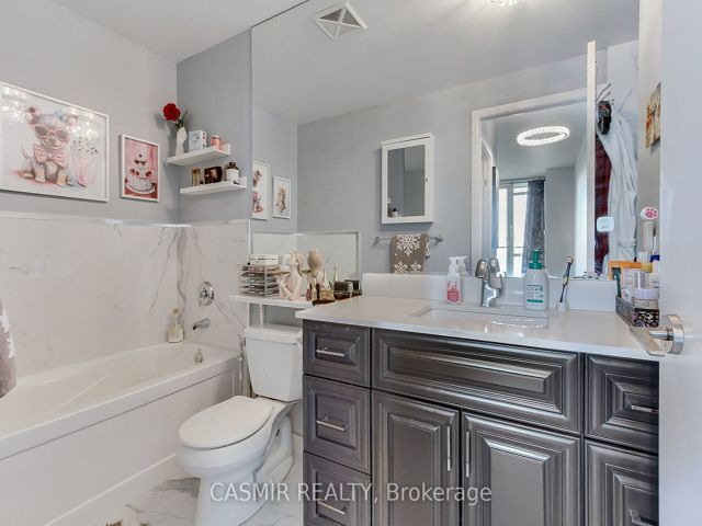 707 - 215 FORT YORK Blvd N