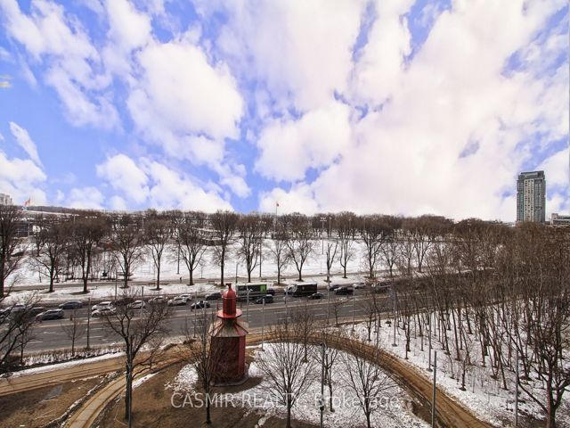 707 - 215 FORT YORK Blvd N