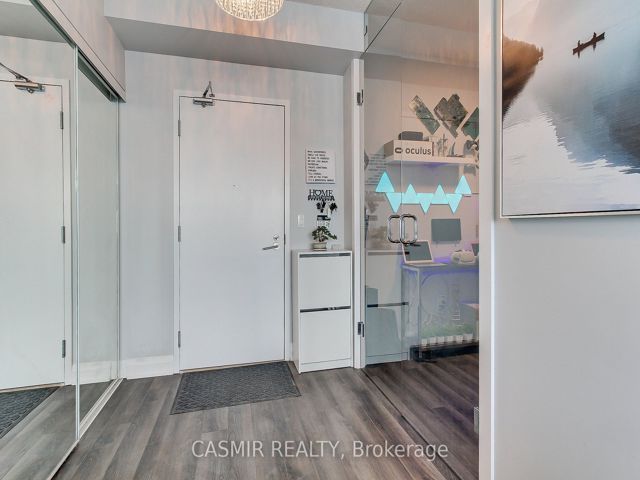 707 - 215 FORT YORK Blvd N