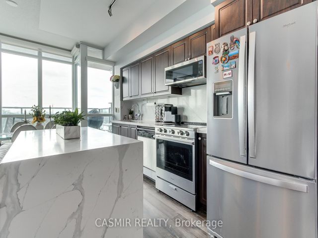 707 - 215 FORT YORK Blvd N