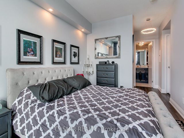 707 - 215 FORT YORK Blvd N