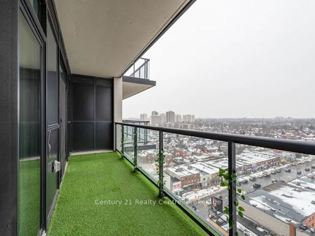 1402 - 1603 Eglington Ave W