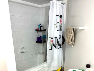 1111 - 3 Rean Dr S