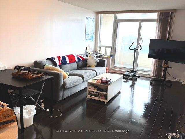 1111 - 3 Rean Dr S