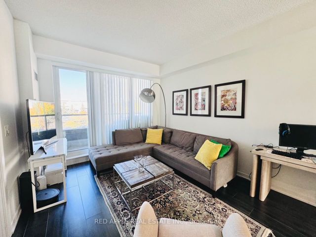 306 - 18 Rean Dr